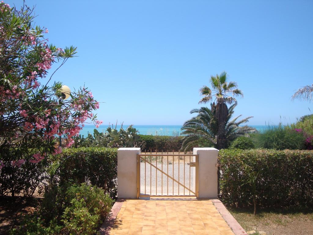 푼타브라쎄토 Cala Vigliena Il Sole Negli Occhi 빌라 객실 사진