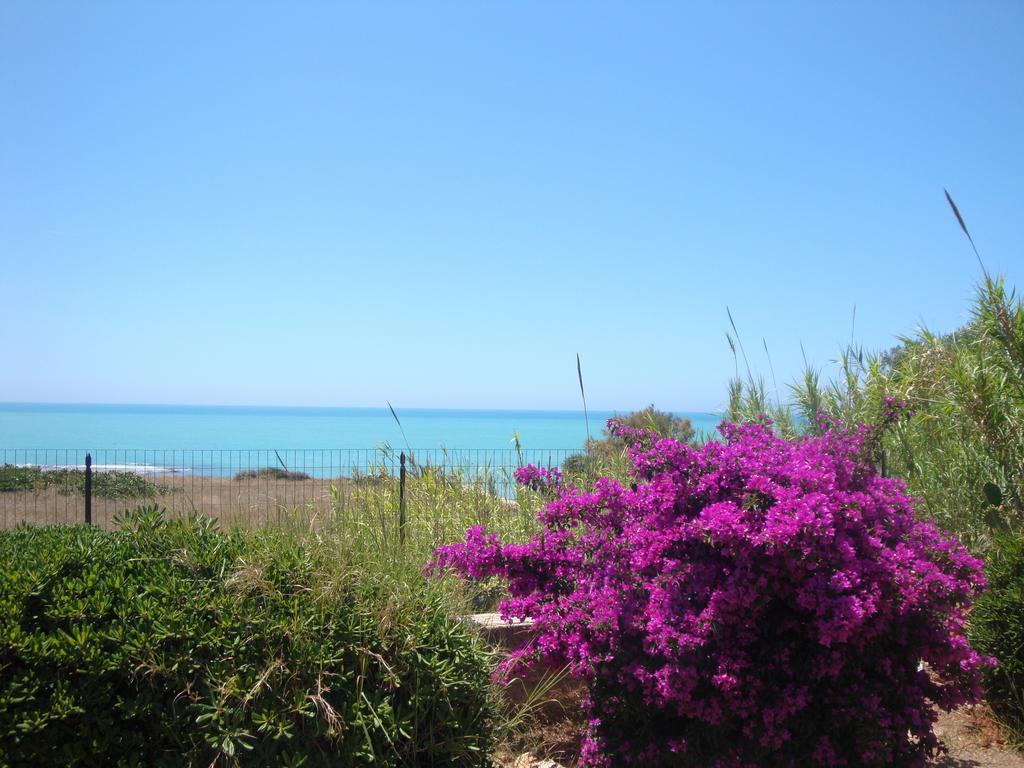 푼타브라쎄토 Cala Vigliena Il Sole Negli Occhi 빌라 객실 사진