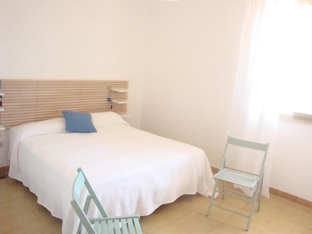 푼타브라쎄토 Cala Vigliena Il Sole Negli Occhi 빌라 객실 사진